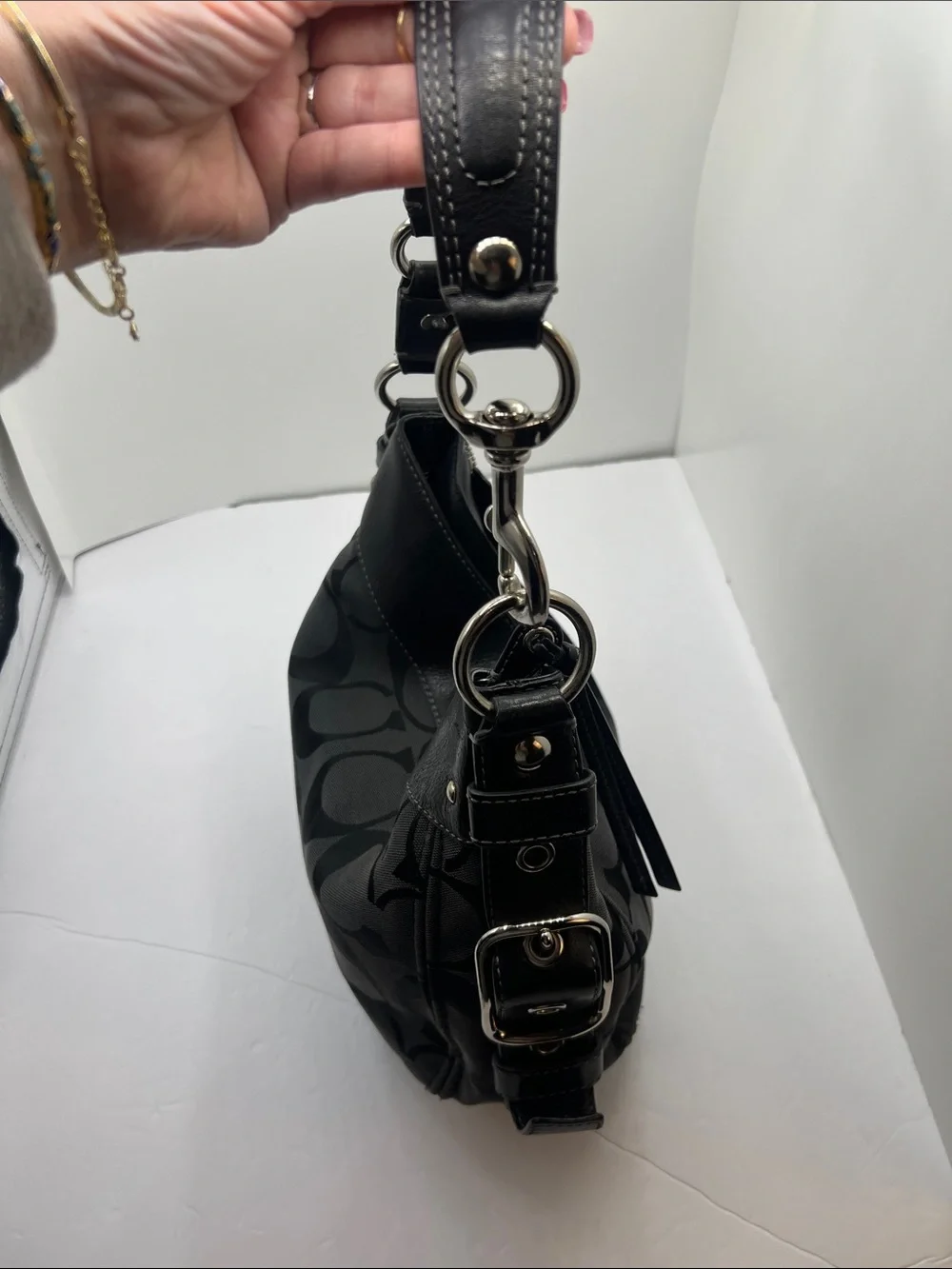 Coach Zoe Signature Hobo / Shoulder Bag in Black & Grey Signature Canvas -12657
